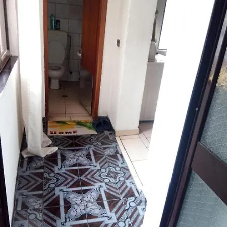 Private In House 17