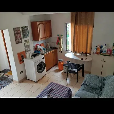 Private In House 17 * Tiran