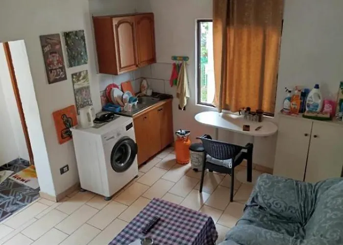 Private In House 17 * Tirana